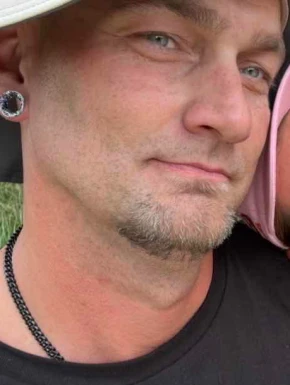 American men looking for love