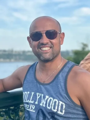 American men looking for love