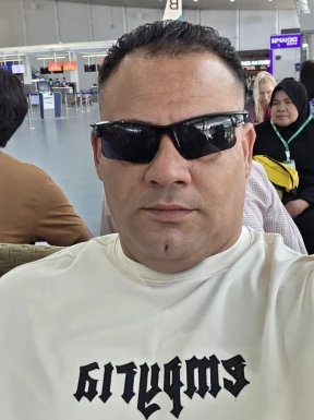 Foreign men for dating